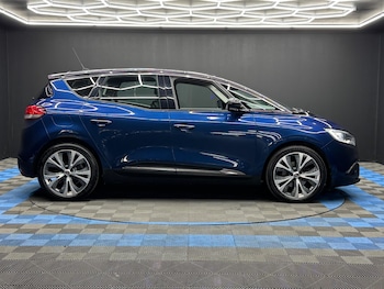 Used Renault Scenic 2017 for sale - 75109355: Photo