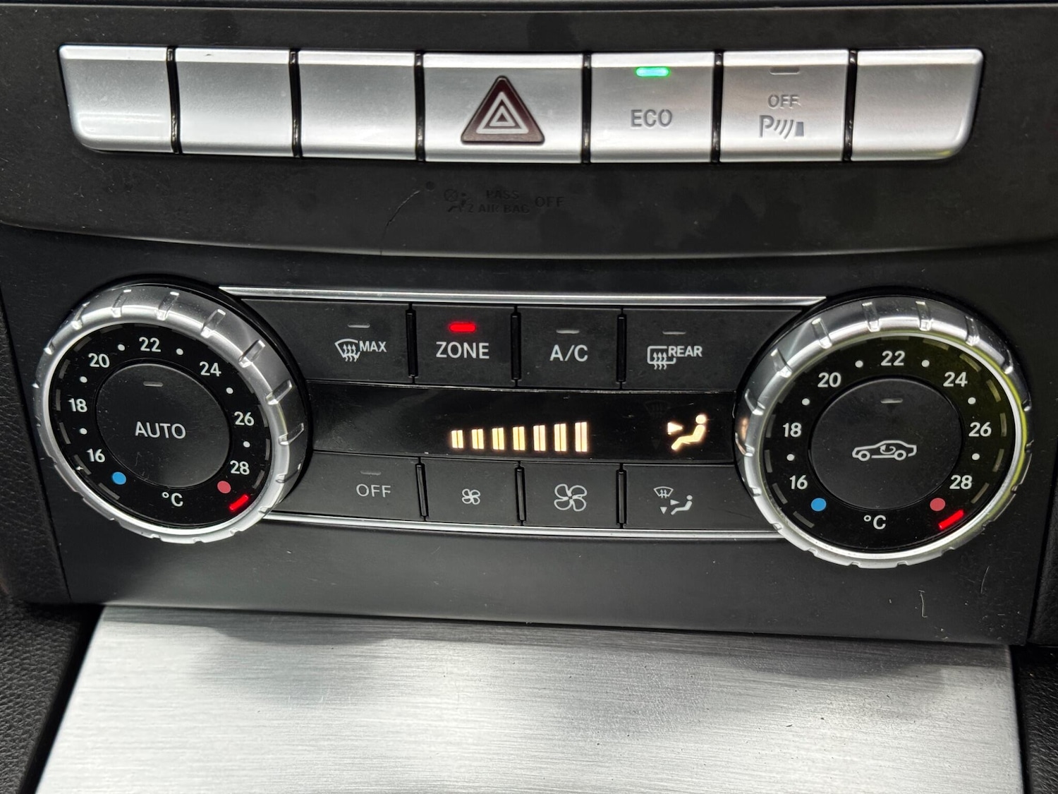 Used Mercedes-Benz C Class 2011 for sale - 76913237: Photo 24