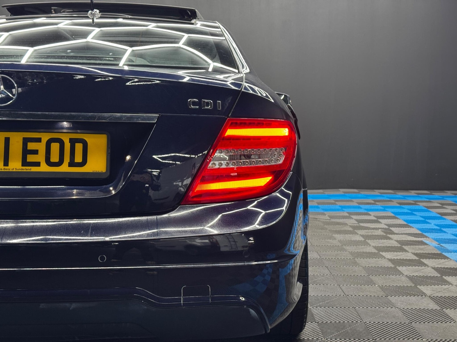 Used Mercedes-Benz C Class 2011 for sale - 76913237: Photo 35