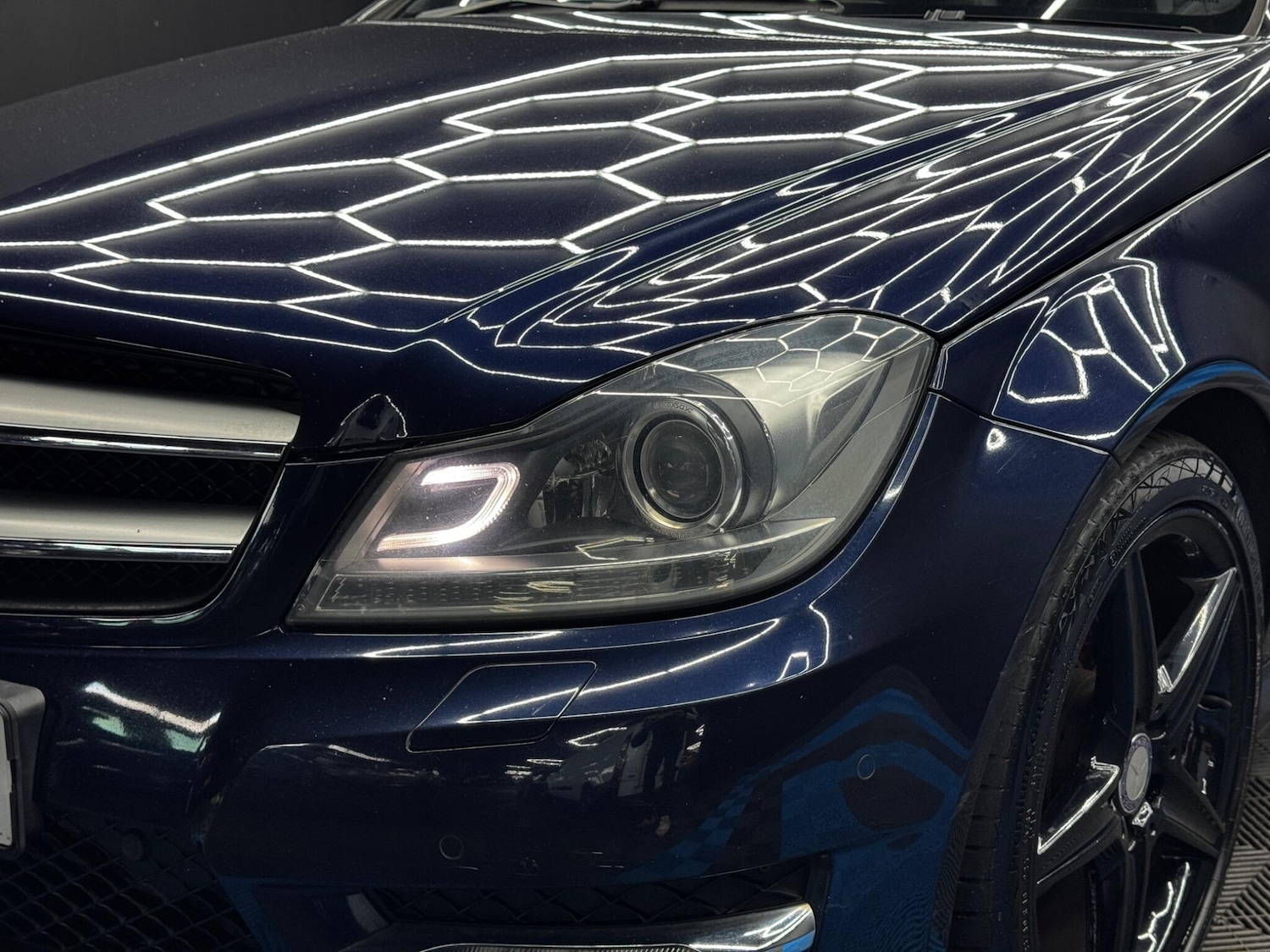 Used Mercedes-Benz C Class 2011 for sale - 76913237: Photo 37