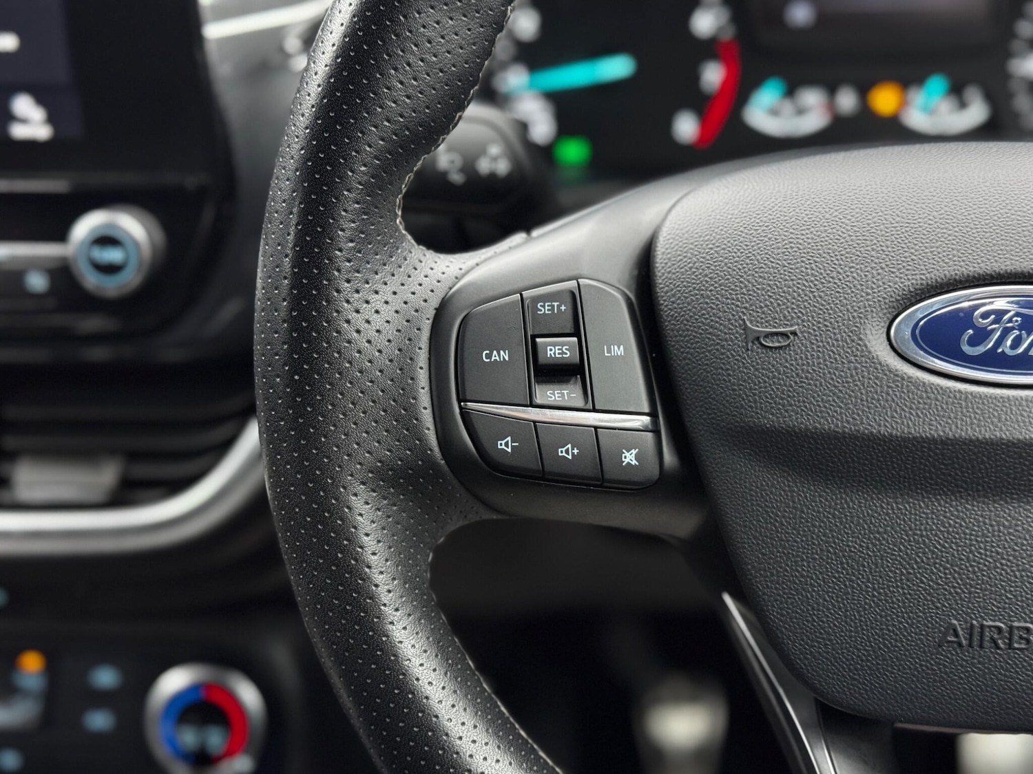 Used Ford Fiesta 2018 for sale - 76918632: Photo 20