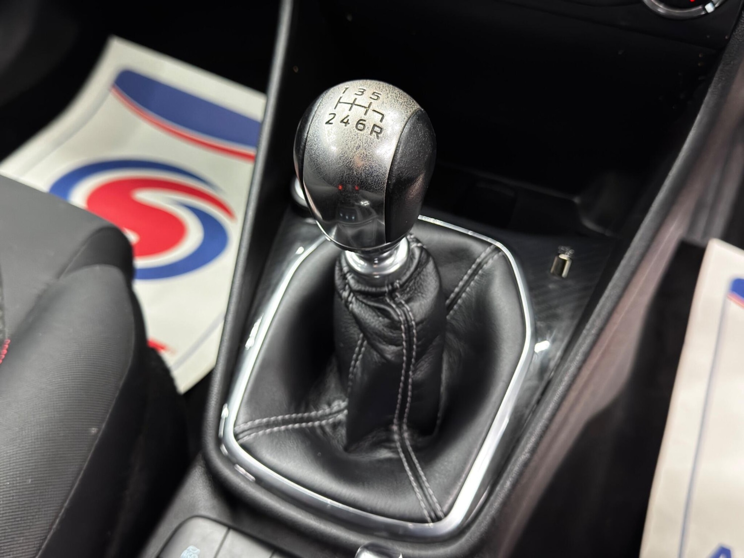 Used Ford Fiesta 2018 for sale - 76918632: Photo 25