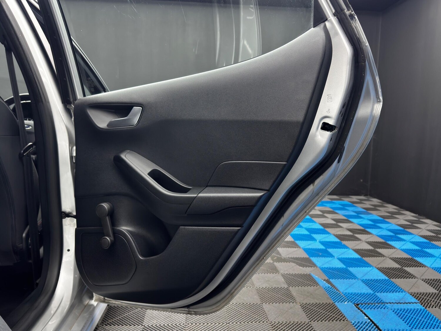 Used Ford Fiesta 2018 for sale - 76918632: Photo 38