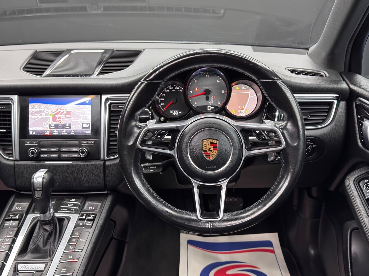 Used Porsche Macan 2017 for sale - 77484034: Photo 18