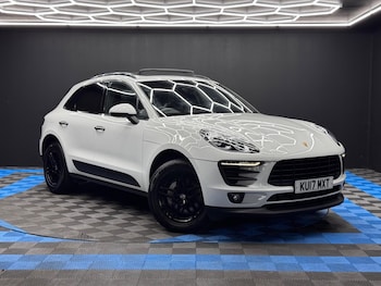 Used Porsche Macan 2017 for sale - 77484034: Photo