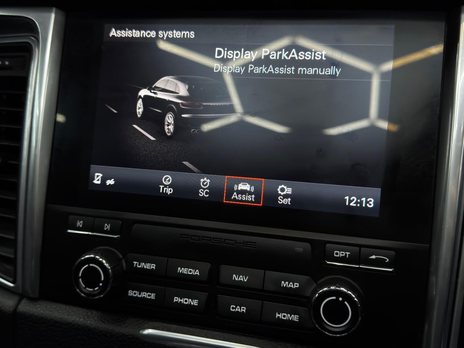 Used Porsche Macan 2017 for sale - 77484034: Photo 34