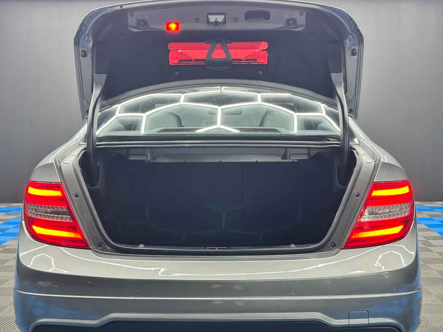 Used Mercedes-Benz C-Class 2013 for sale - 76099481: Photo 33