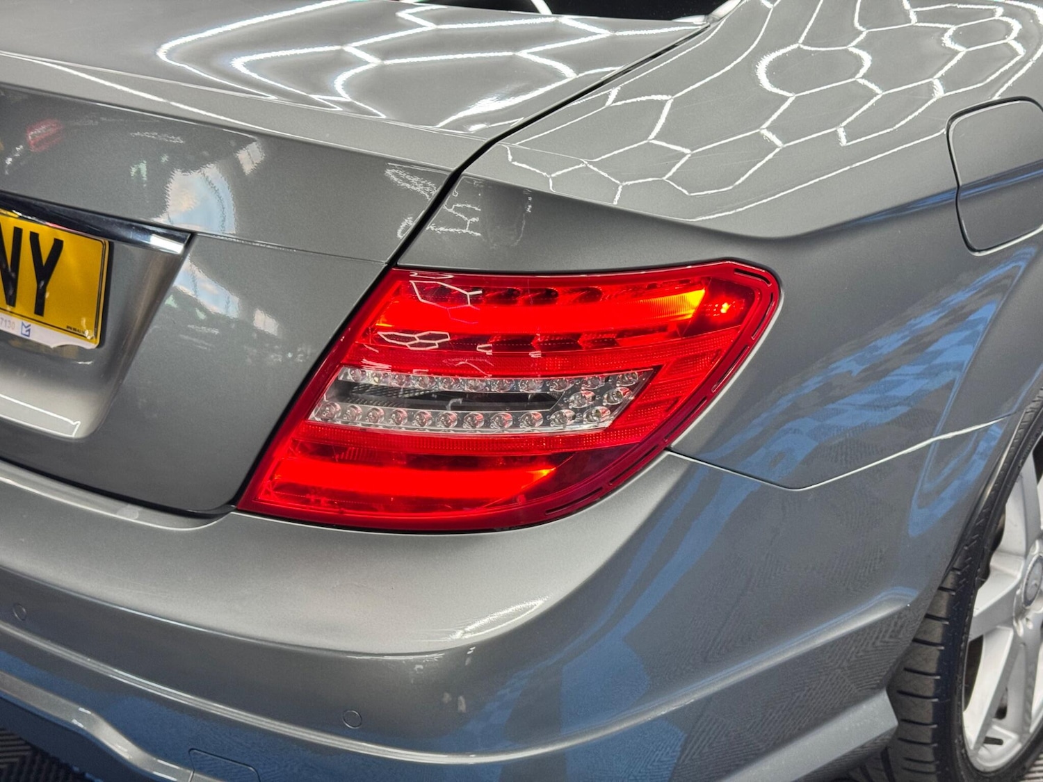 Used Mercedes-Benz C-Class 2013 for sale - 76099481: Photo 38