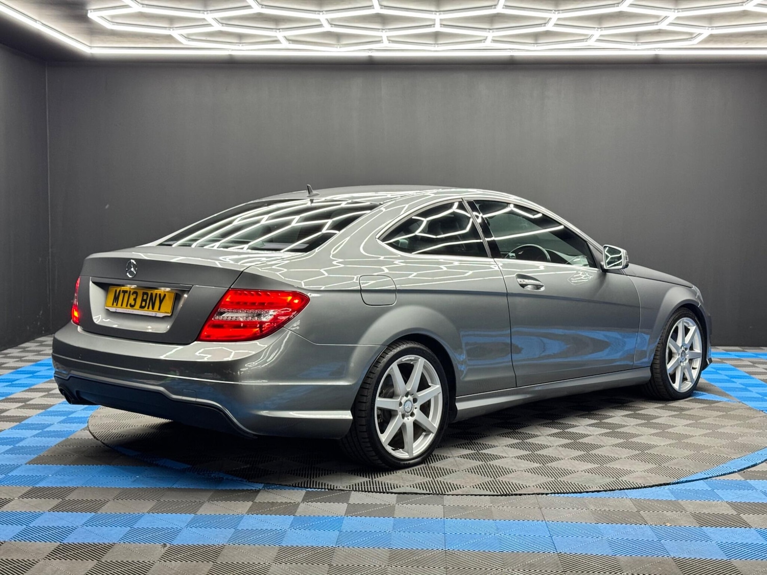 Used Mercedes-Benz C-Class 2013 for sale - 76099481: Photo 5