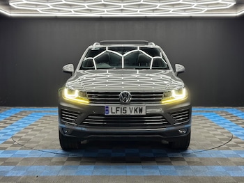 Used Volkswagen Touareg 2015 for sale - 79157774: Photo
