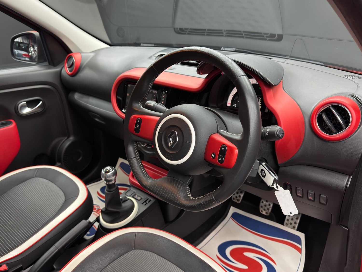 Used Renault Twingo for sale - 77237759: Photo 9