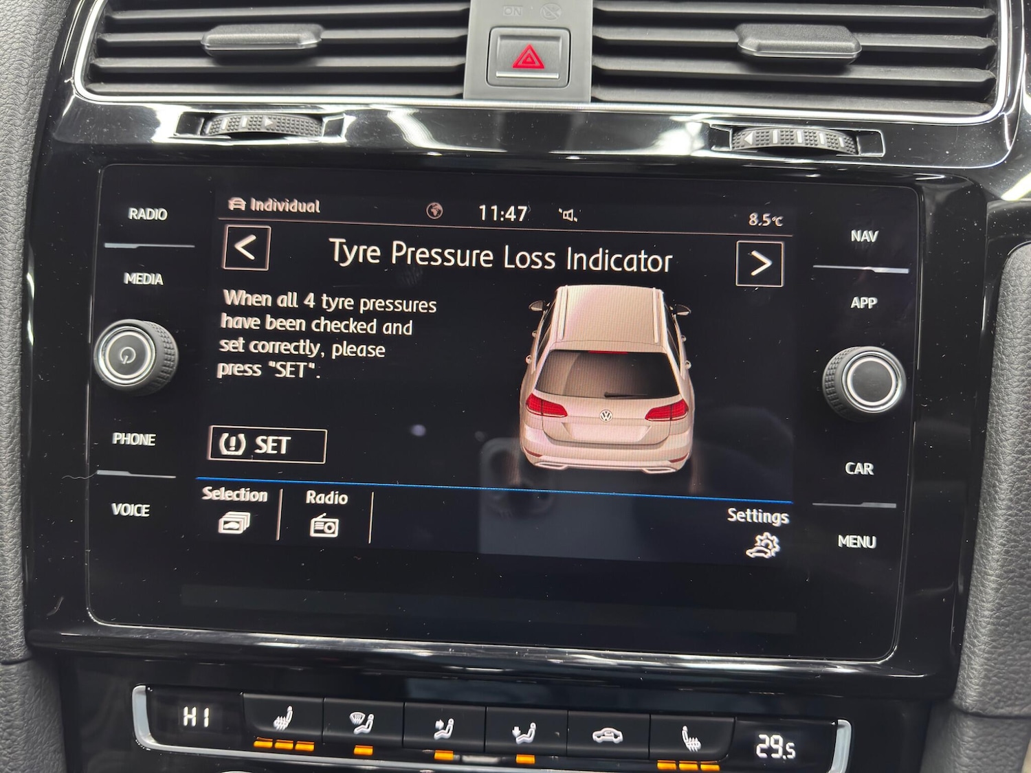 Used Volkswagen Golf 2018 for sale - 76832623: Photo 36