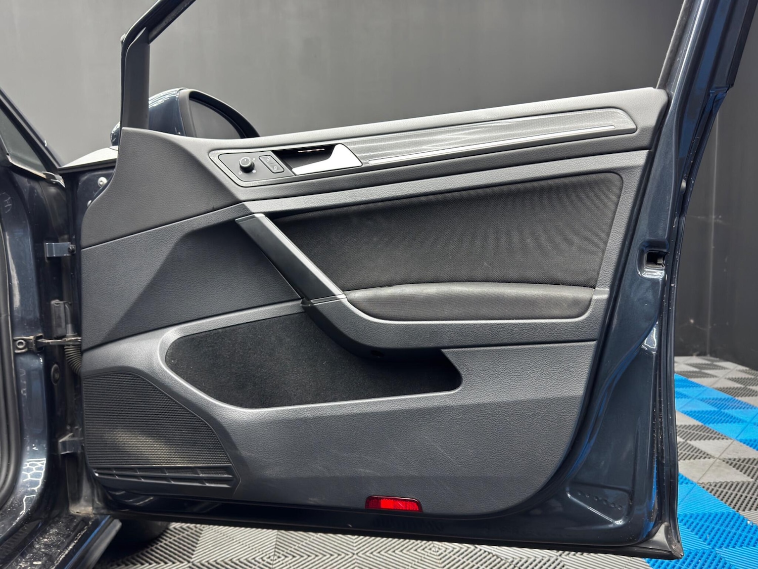 Used Volkswagen Golf 2018 for sale - 76832623: Photo 41