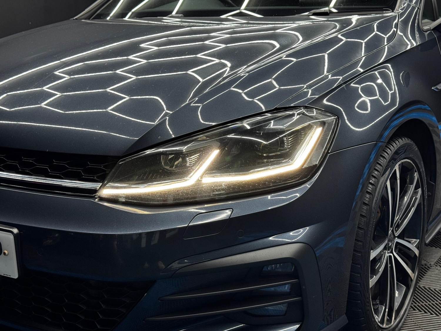 Used Volkswagen Golf 2018 for sale - 76832623: Photo 48