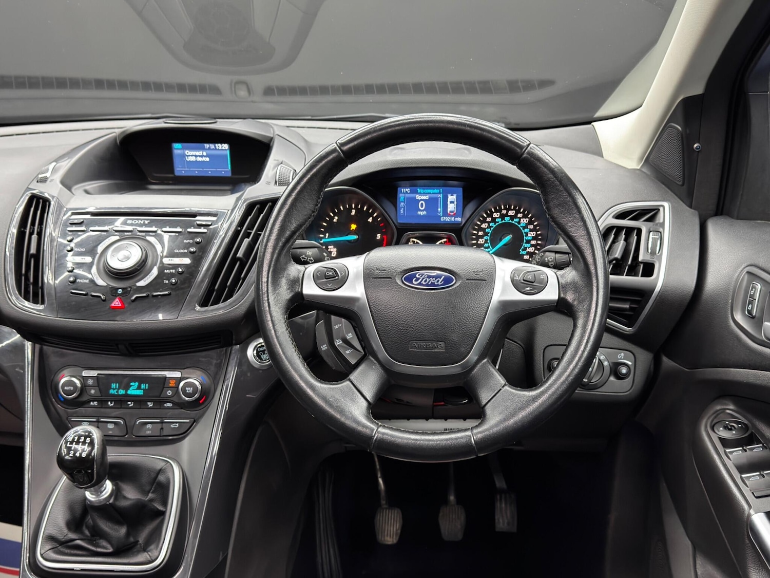 Used Ford Kuga 2015 for sale - 76913350: Photo 18