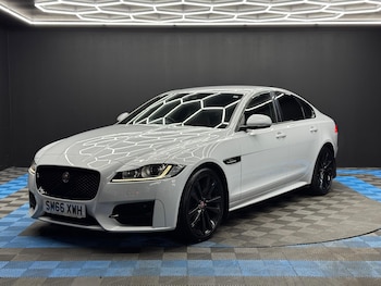 Used Jaguar XF 2017 for sale - 78416016: Photo