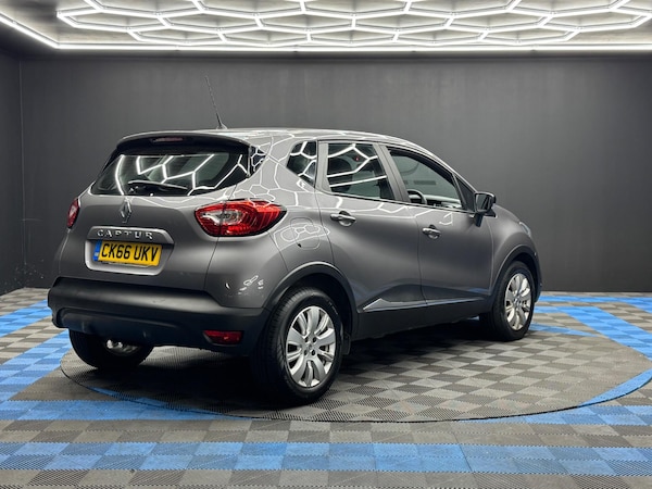 Used Renault Captur 2017 for sale - 76238707: Photo 5