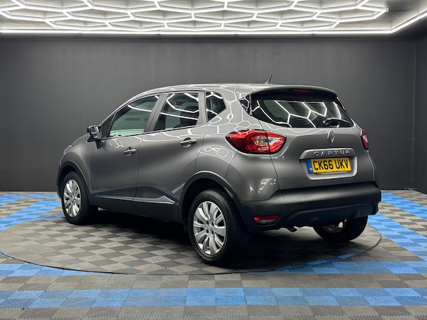 Used Renault Captur 2017 for sale - 76238707: Photo 7