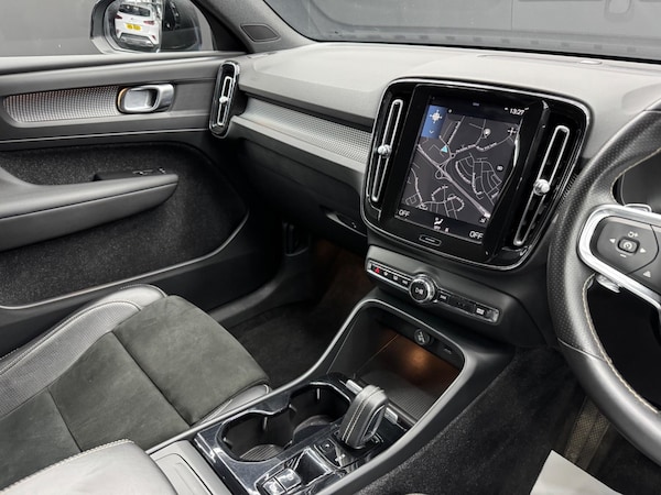 Used Volvo XC40 2019 for sale - 75232503: Photo 24