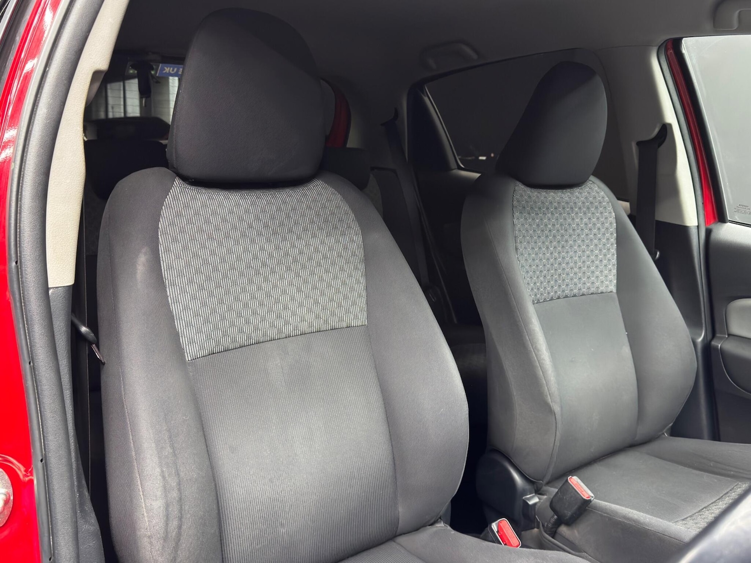 Used Toyota Yaris 2015 for sale - 77412182: Photo 12