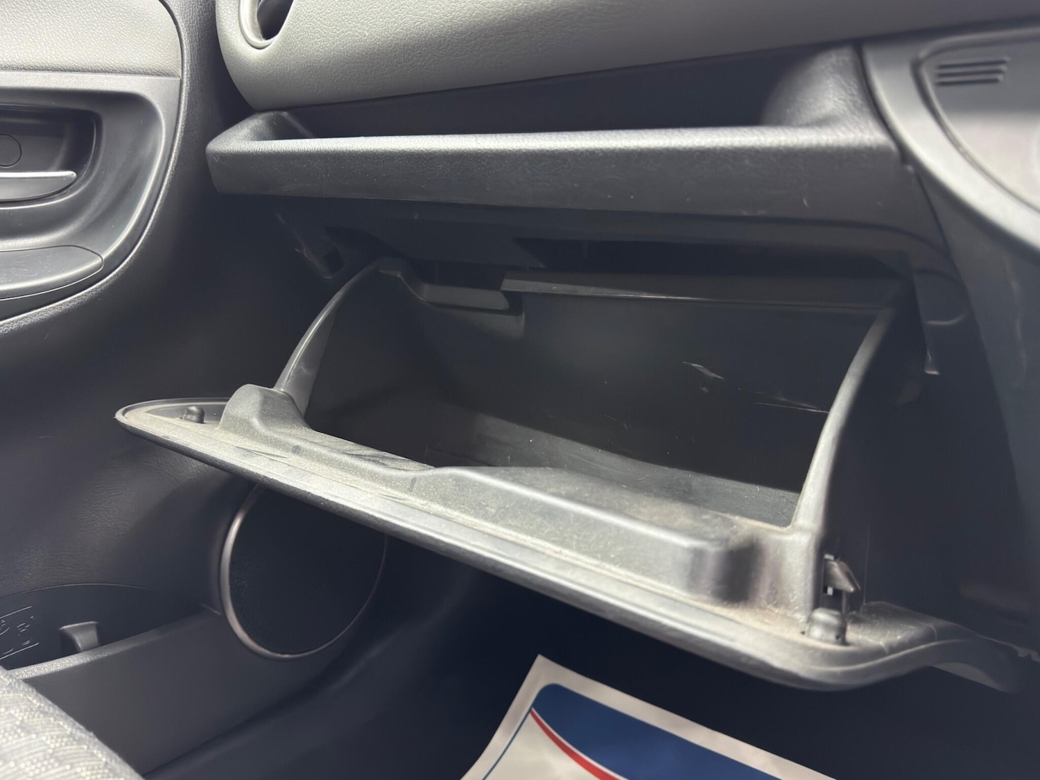 Used Toyota Yaris 2015 for sale - 77412182: Photo 30