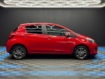 Used Toyota Yaris 2015 for sale - 77412182: Photo