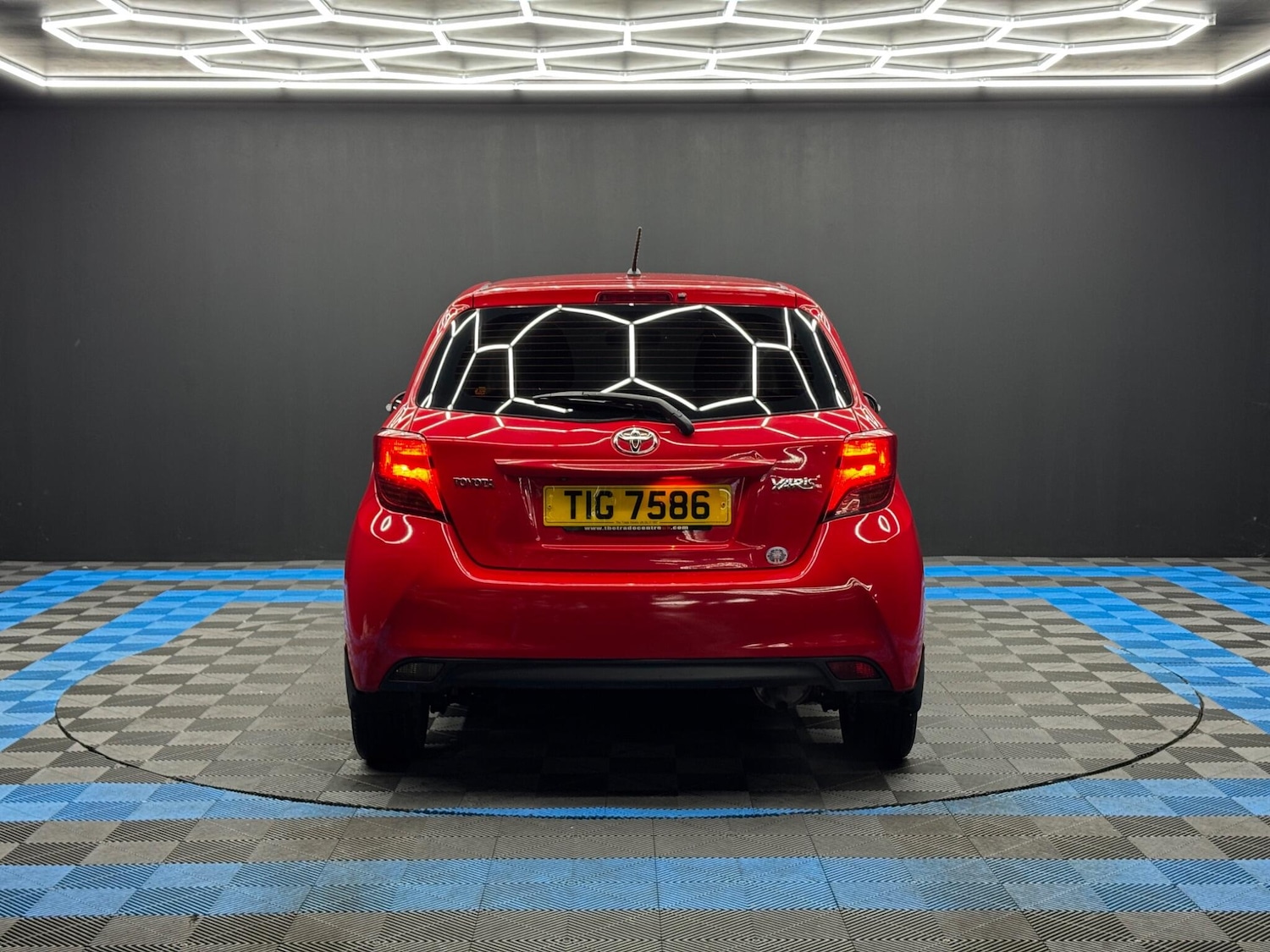 Used Toyota Yaris 2015 for sale - 77412182: Photo 6