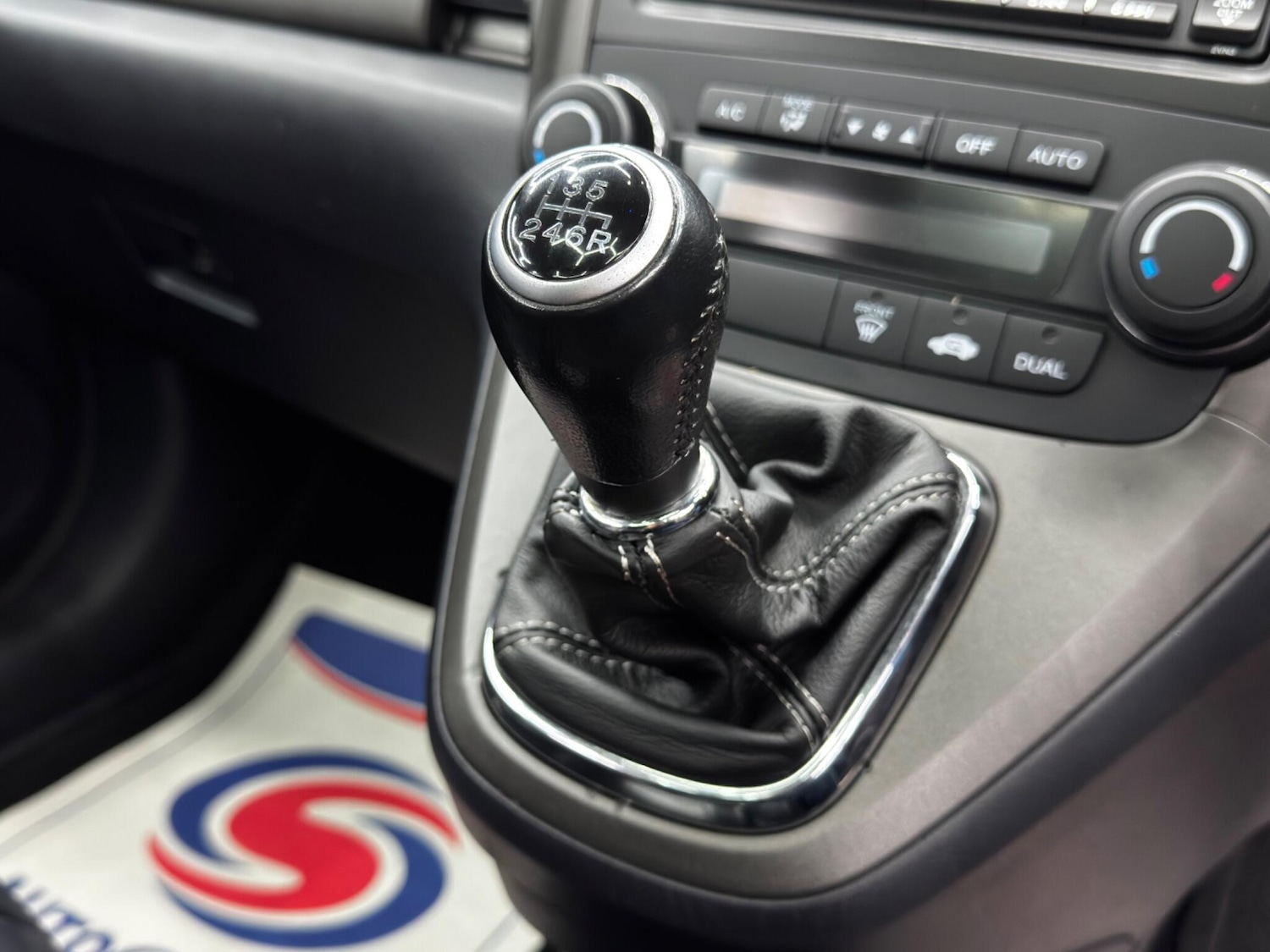 Used Honda CR-V 2011 for sale - 76607703: Photo 25