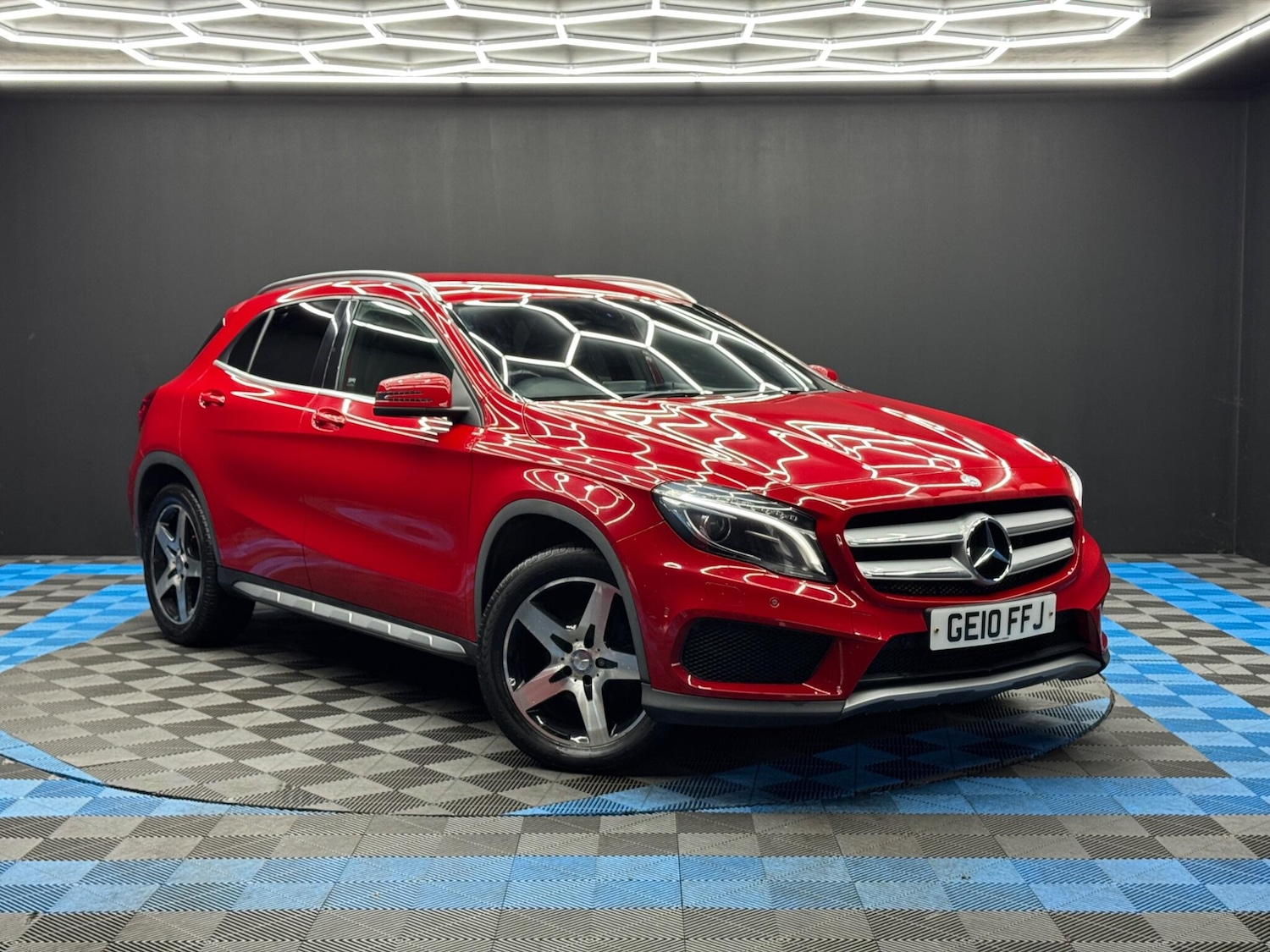 Used Mercedes-Benz GLA 2015 for sale - 77737814: Photo 1