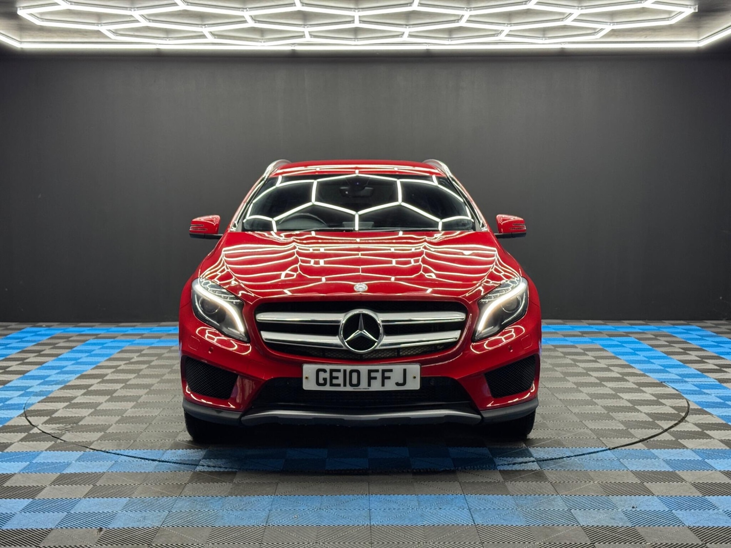 Used Mercedes-Benz GLA 2015 for sale - 77737814: Photo 2