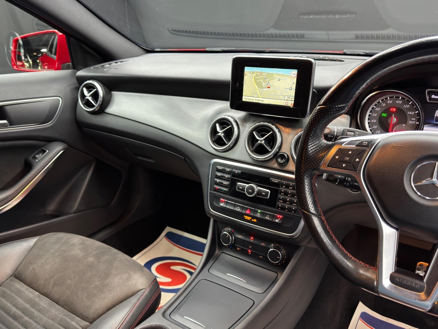 Used Mercedes-Benz GLA 2015 for sale - 77737814: Photo 24