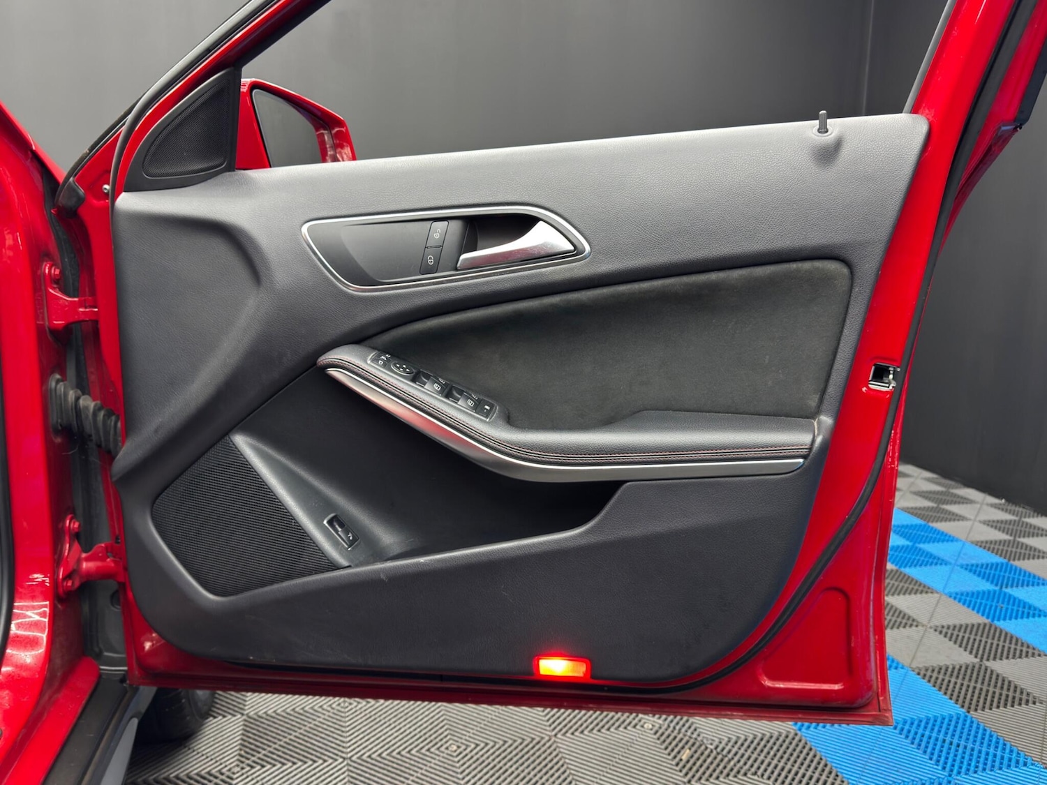 Used Mercedes-Benz GLA 2015 for sale - 77737814: Photo 38