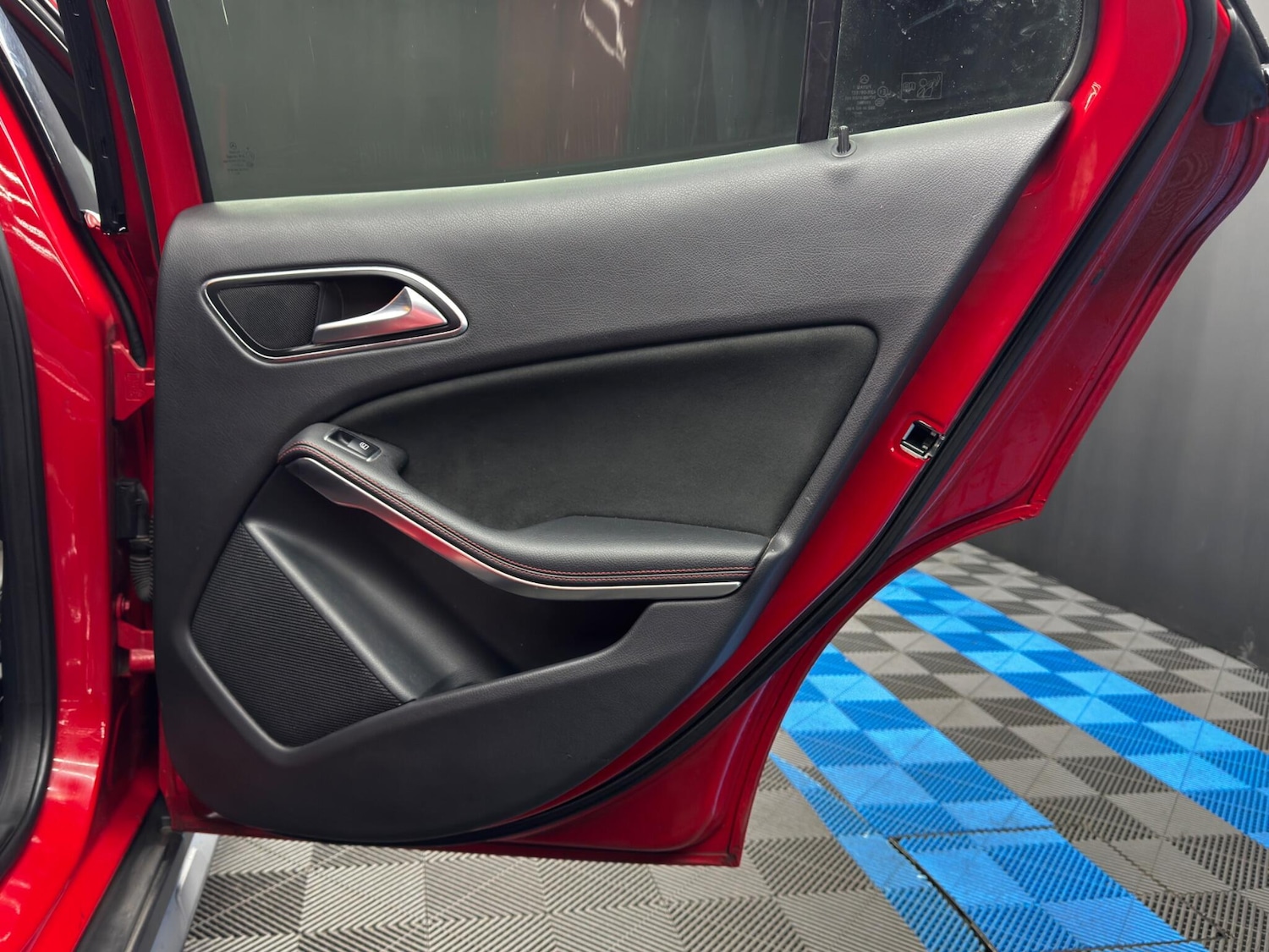 Used Mercedes-Benz GLA 2015 for sale - 77737814: Photo 41