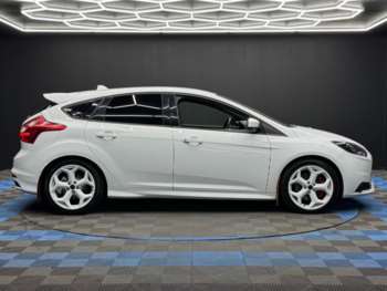Used Ford Focus 2014 for sale - 75153990: Photo