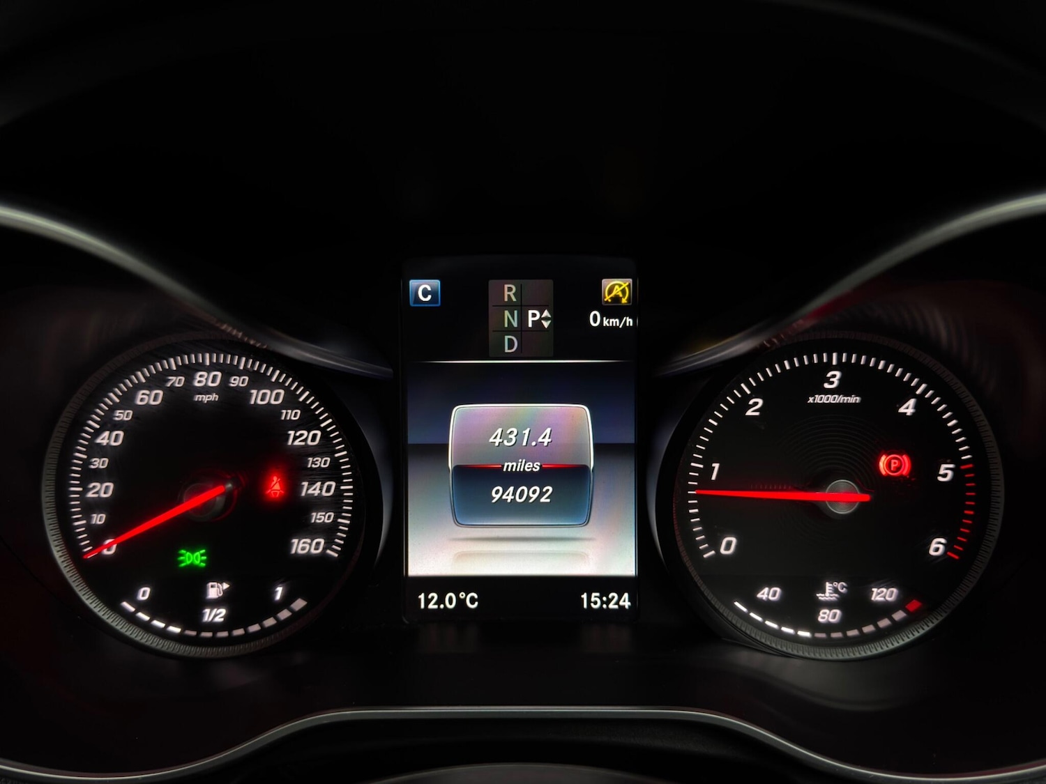 Used Aston Martin Vantage 2015 for sale - 77279313: Photo 23