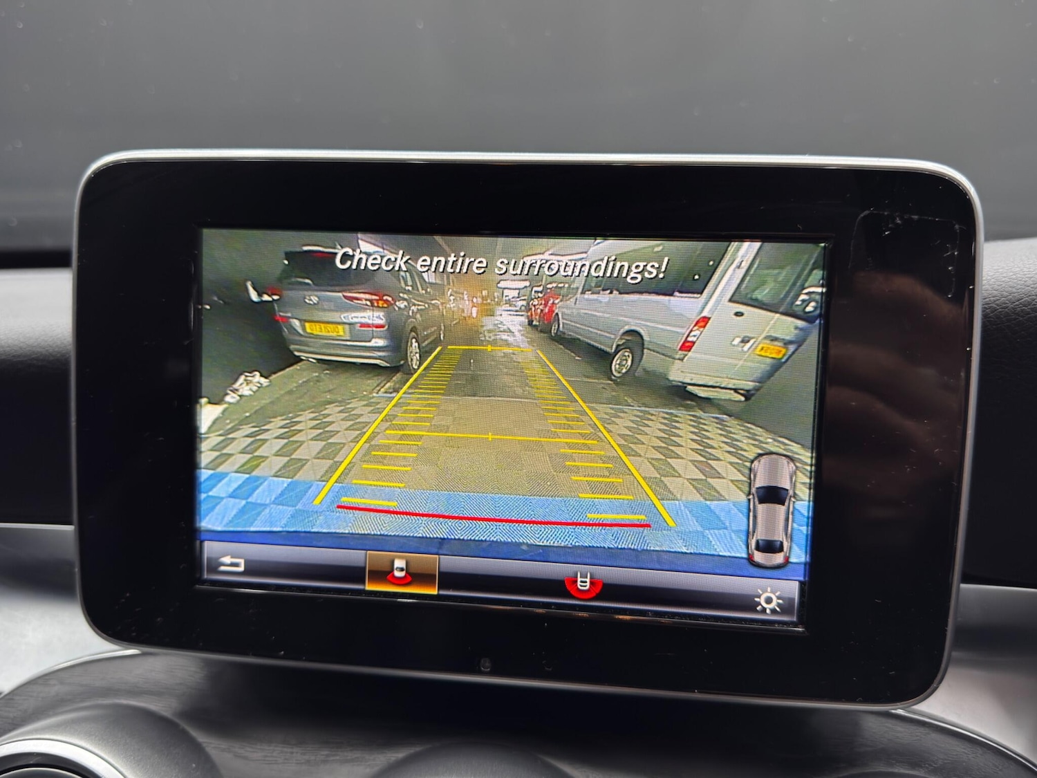 Used Aston Martin Vantage 2015 for sale - 77279313: Photo 33