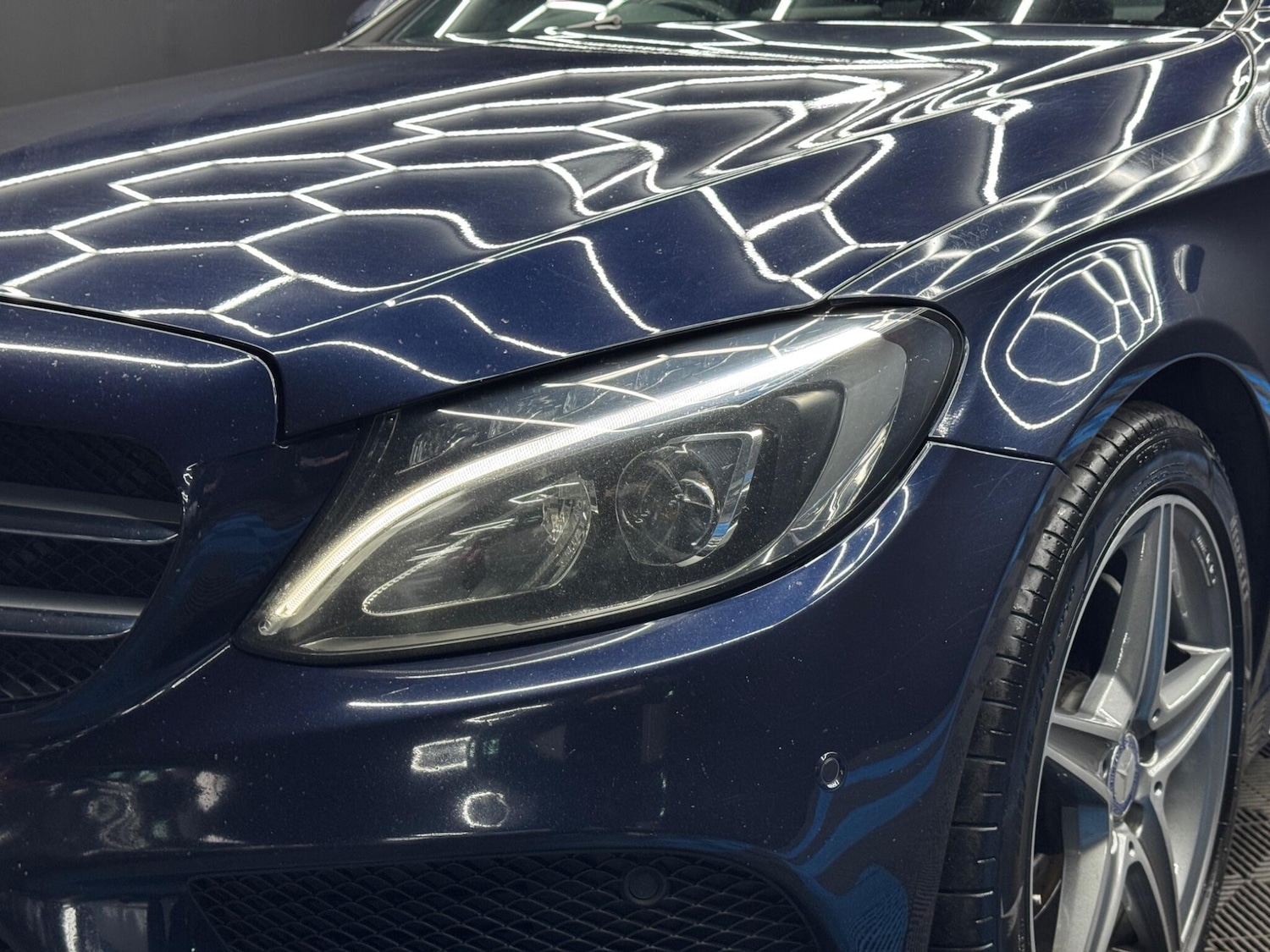 Used Aston Martin Vantage 2015 for sale - 77279313: Photo 44