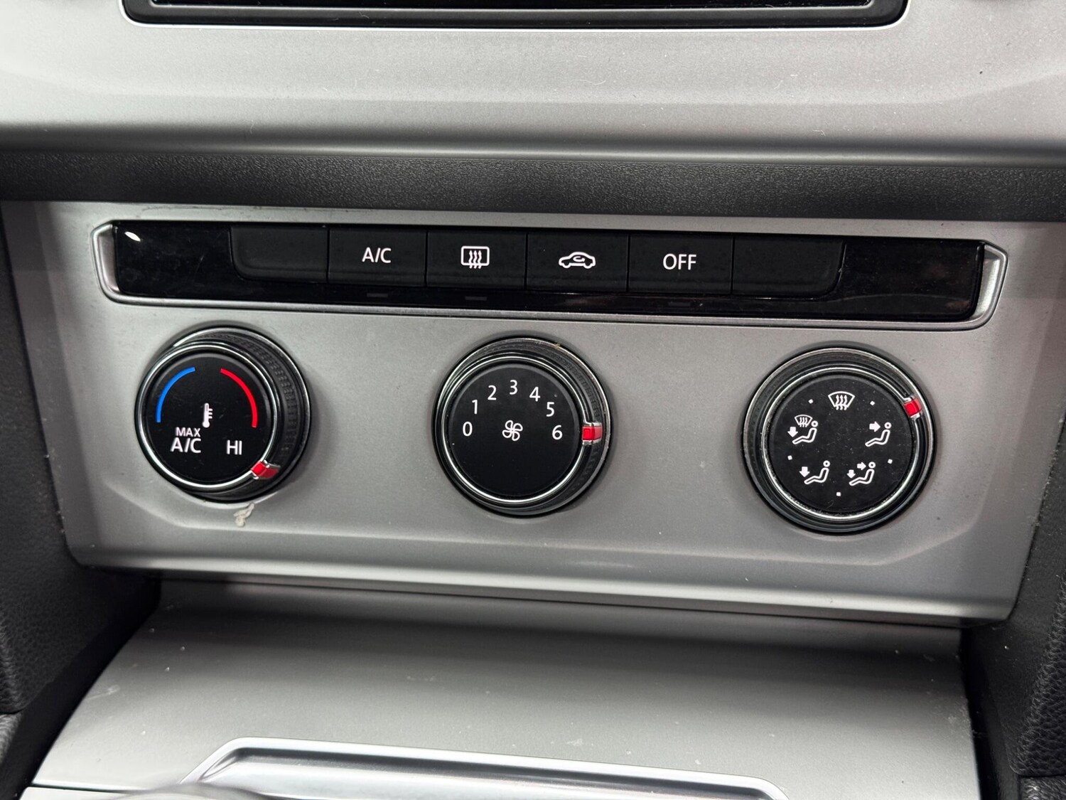 Used Volkswagen Passat for sale - 77585725: Photo 29