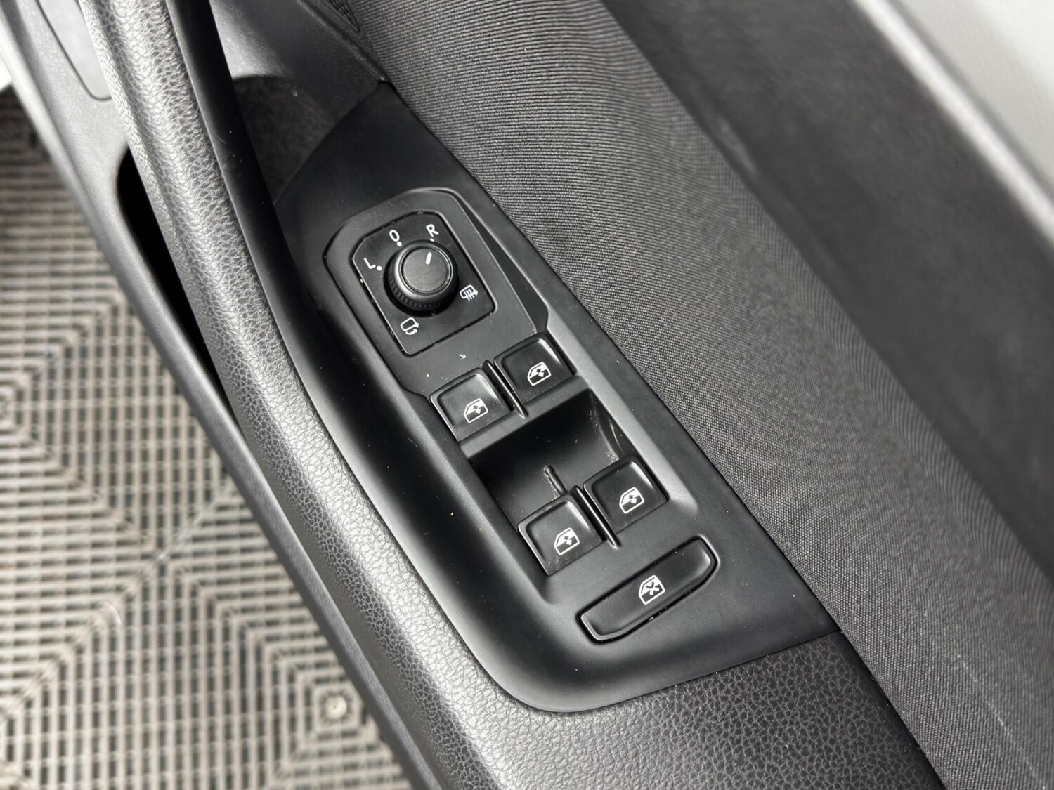 Used Volkswagen Passat for sale - 77585725: Photo 42