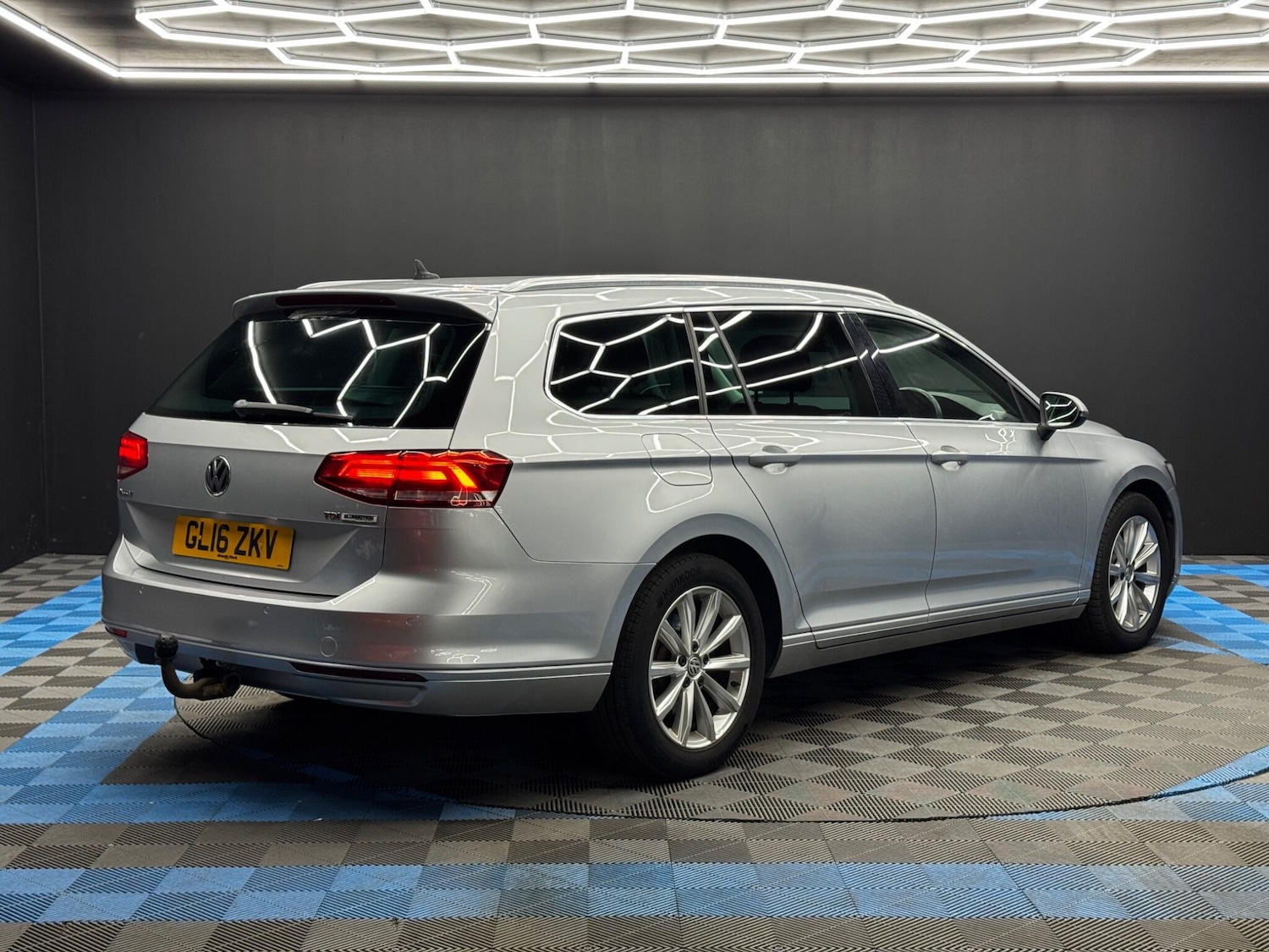 Used Volkswagen Passat for sale - 77585725: Photo 5