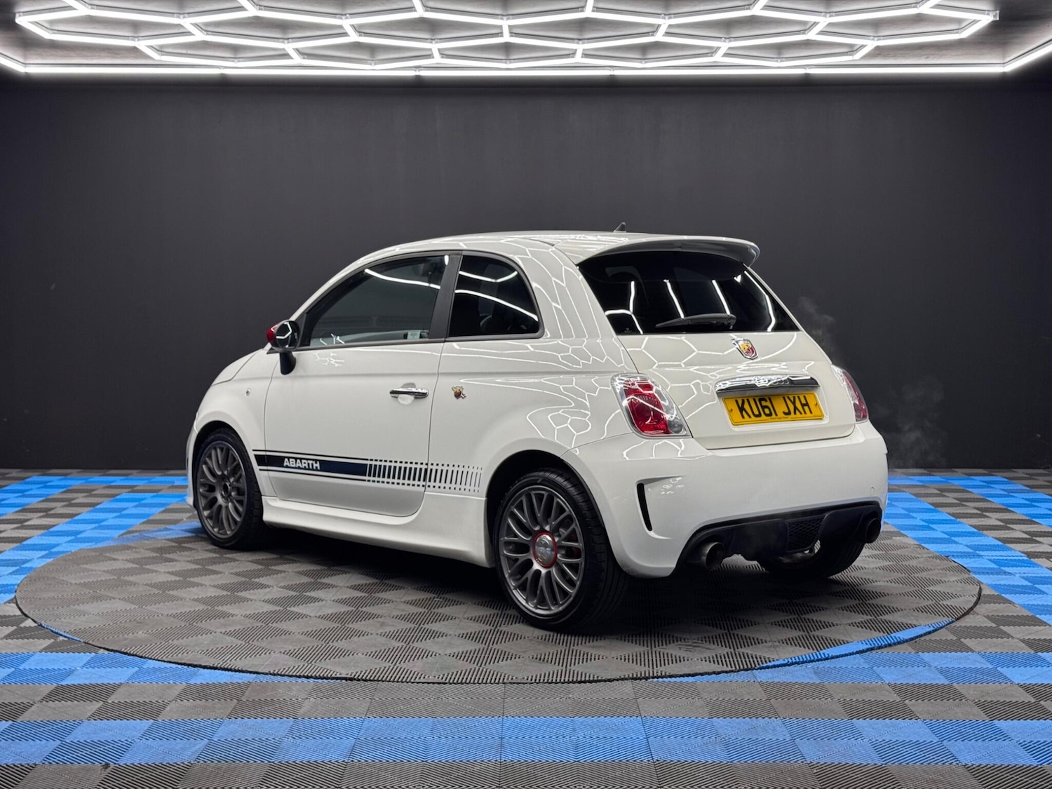 Used Abarth 500 2011 for sale - 76512535: Photo 7