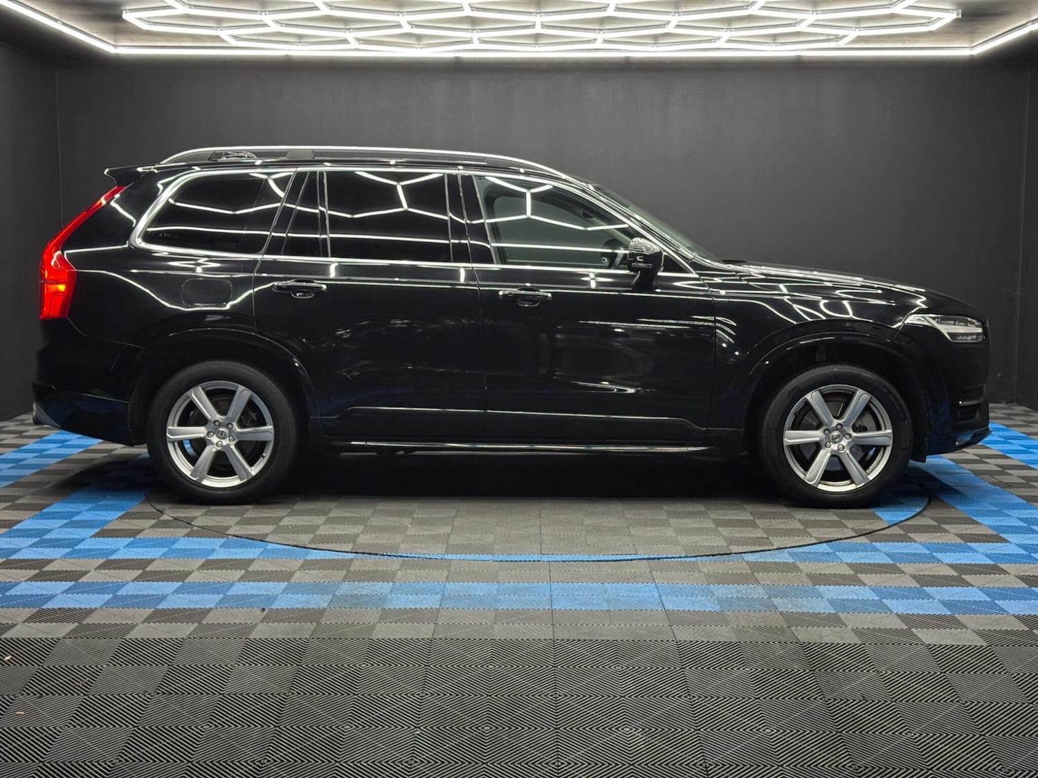 Used Volvo XC90 2019 for sale - 77237852: Photo 4