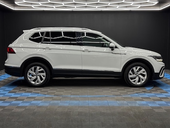 Used Volkswagen Tiguan Allspace 2023 for sale - 78877893: Photo