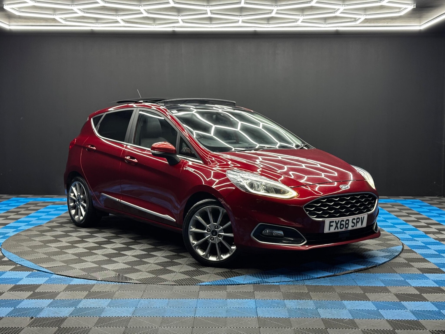 Used Ford Fiesta 2018 for sale - 76899022: Photo 1