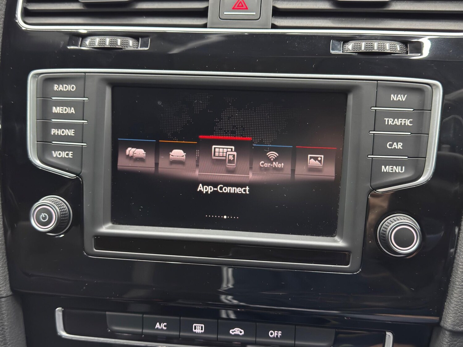 Used Volkswagen Golf 2016 for sale - 78157458: Photo 32