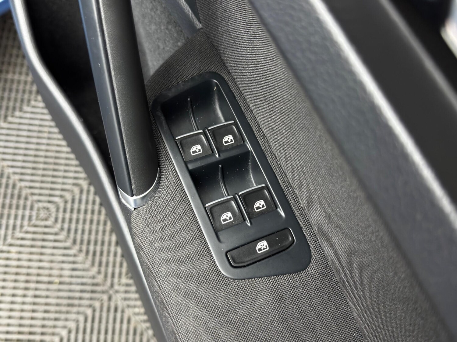 Used Volkswagen Golf 2016 for sale - 78157458: Photo 41