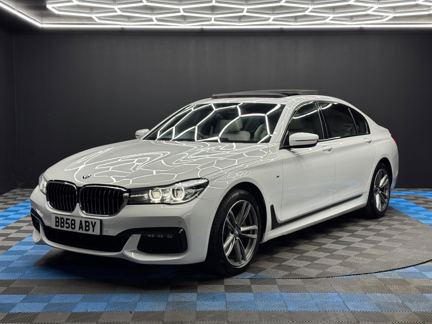 Used BMW 7 Series for sale - 78136270: Photo 3