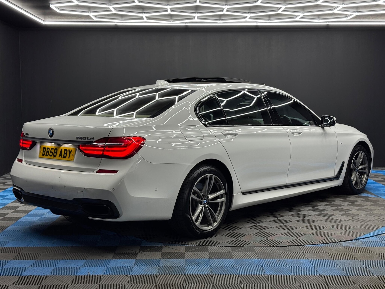 Used BMW 7 Series for sale - 78136270: Photo 5