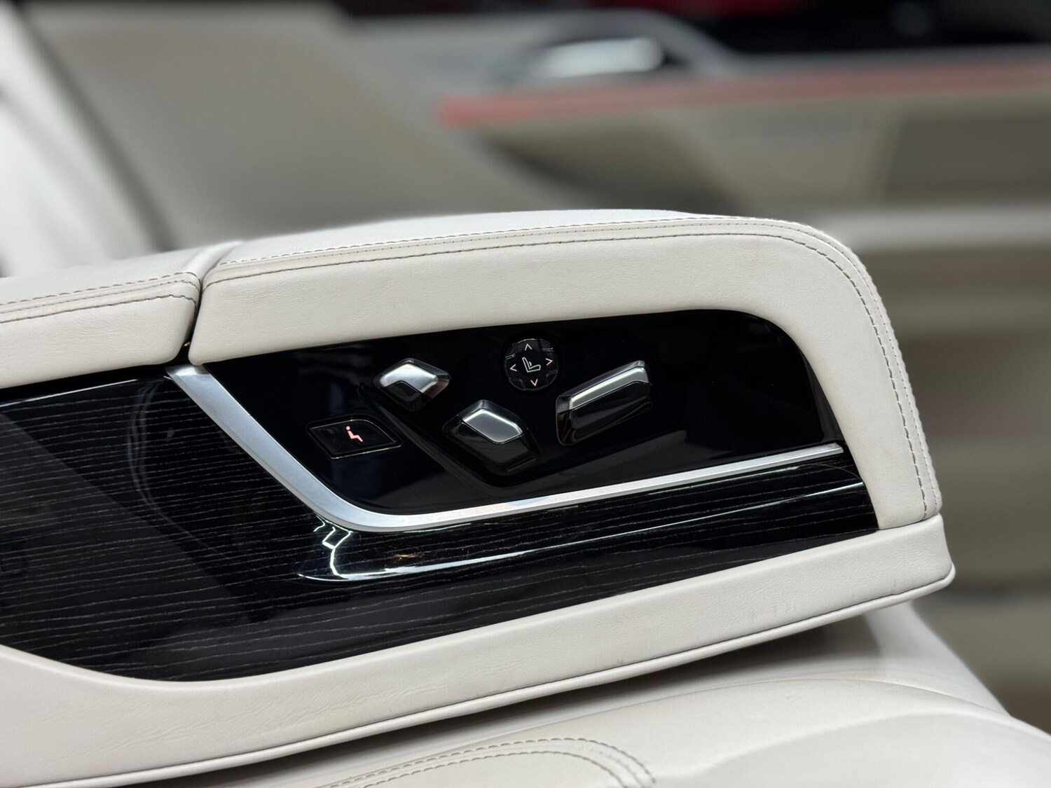 Used BMW 7 Series for sale - 78136270: Photo 52