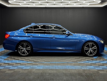 Used BMW 3 Series 2017 for sale - 79453003: Photo